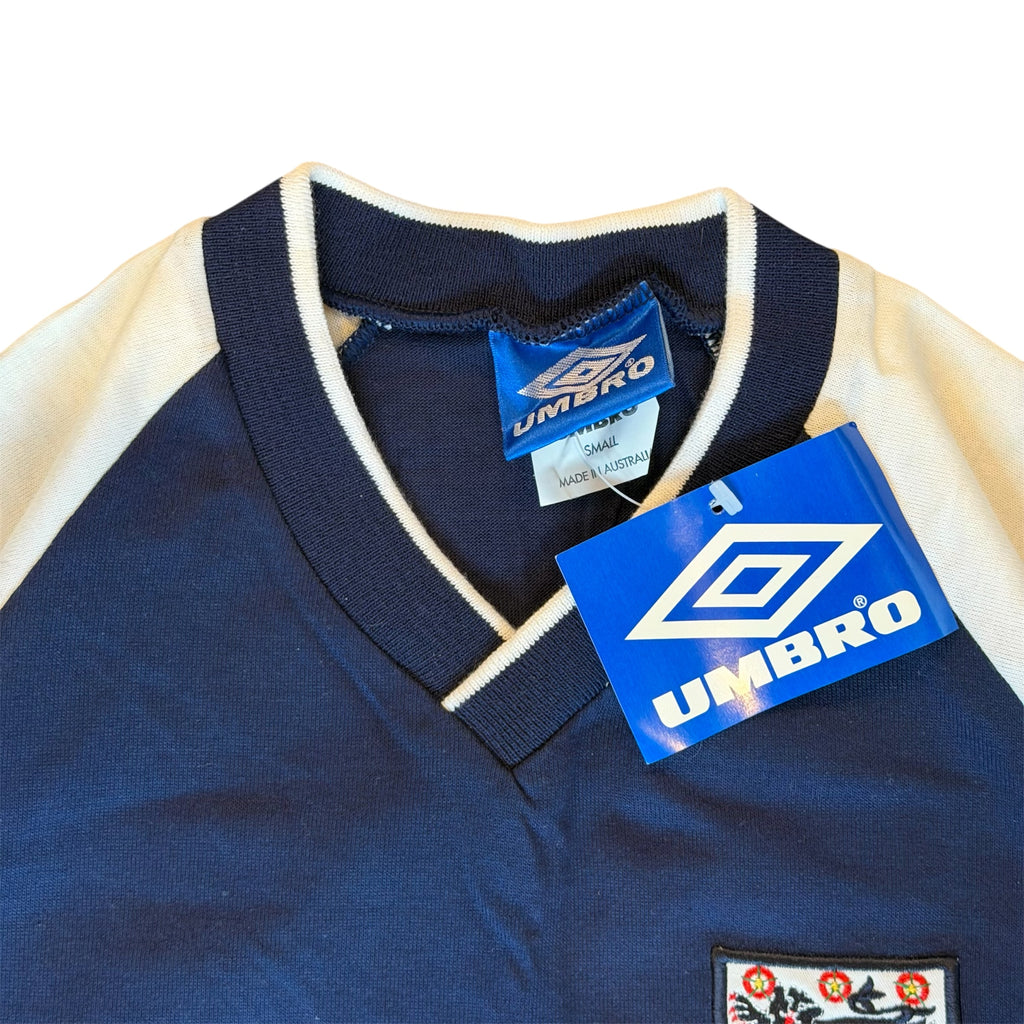Vintage 90s Umbro France World up tee