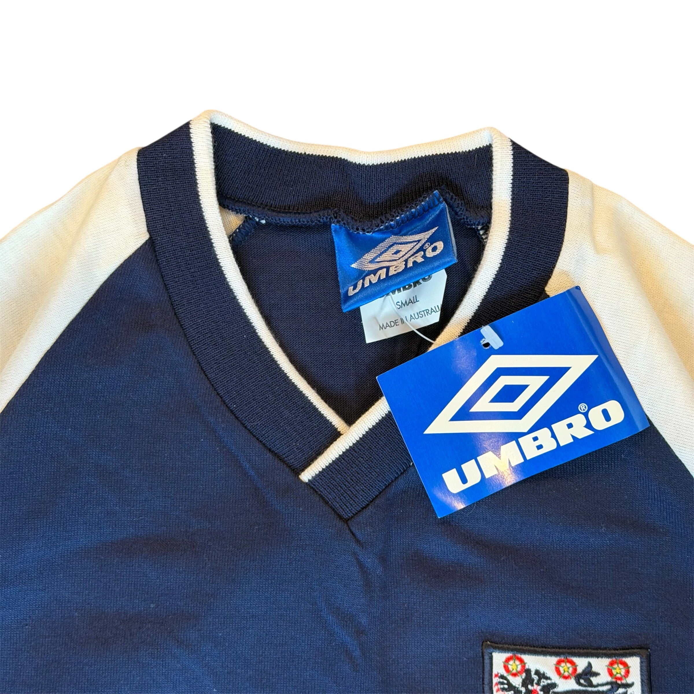 Vintage 90s Umbro France World up tee